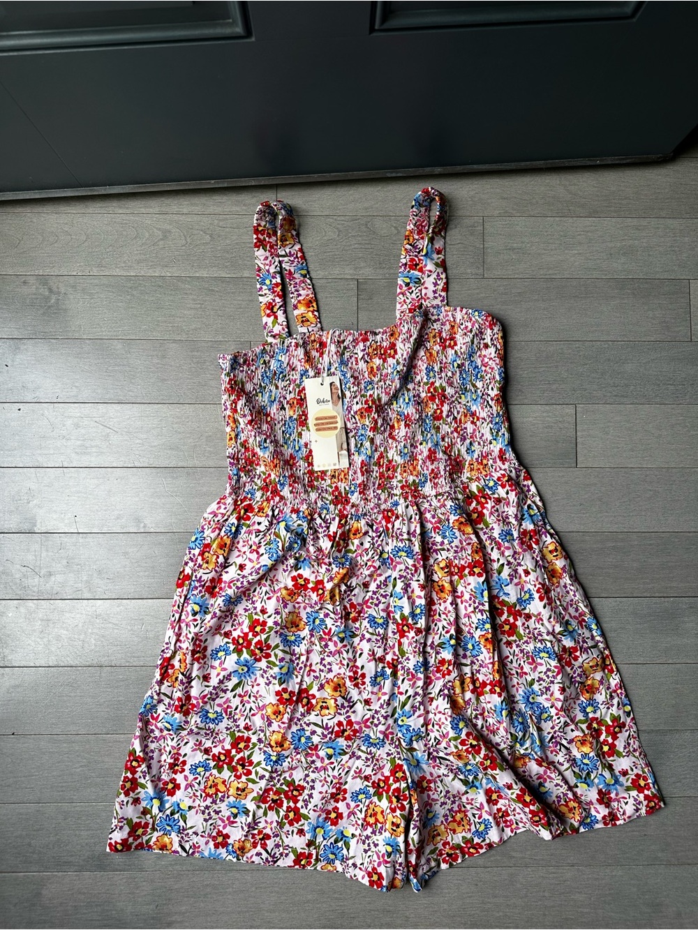 Women’s Pink Floral Dokotoo Smocked Squareline Summer Romper NWT Large